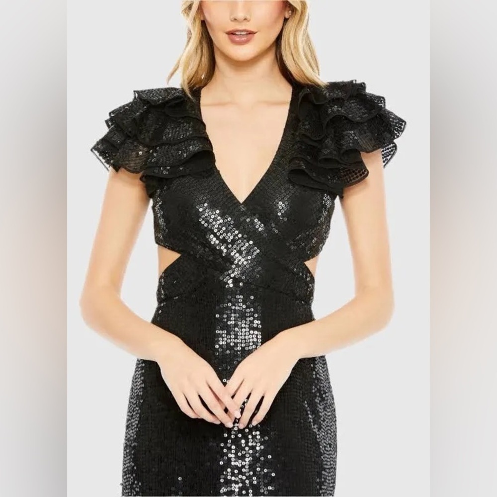 MAC DUGGAL Black Ruffle Shoulder Sequin Embellished Gown - Picture 4 of 4